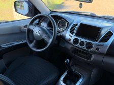 Mitsubishi foto 2