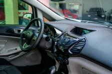Ford  foto 2