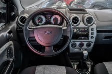 Ford  foto 2