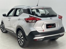 Nissan foto 2