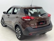 Nissan foto 2