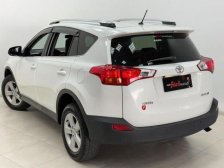 Toyota foto 2