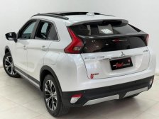 Mitsubishi foto 2