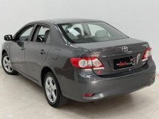 Toyota foto 2