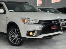 Mitsubishi foto 2