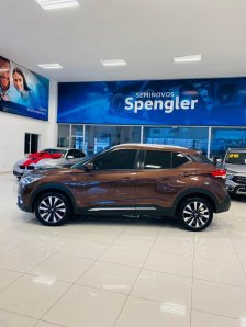 Nissan foto 2