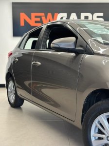 Toyota foto 2