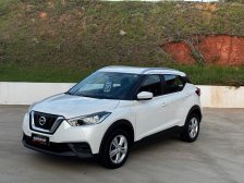 Nissan foto 2