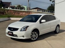 Nissan foto 1