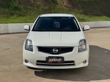 Nissan foto 2