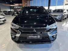 Mitsubishi foto 2