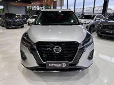Nissan foto 2