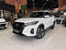 Nissan foto 1