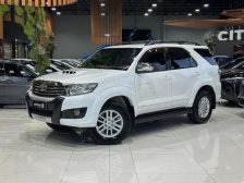 Toyota foto 1